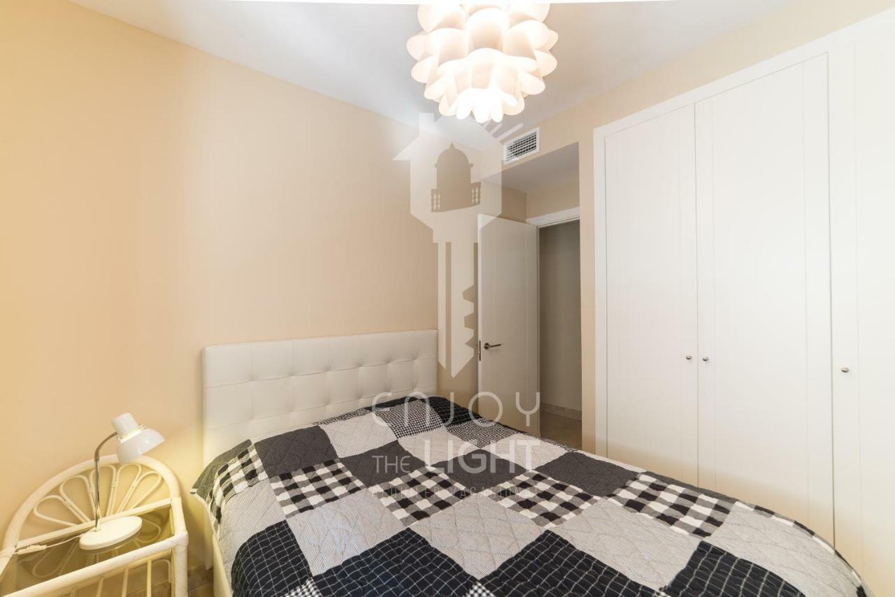 Atico Cervantes "Enjoy" Apartment กาดิซ ภายนอก รูปภาพ