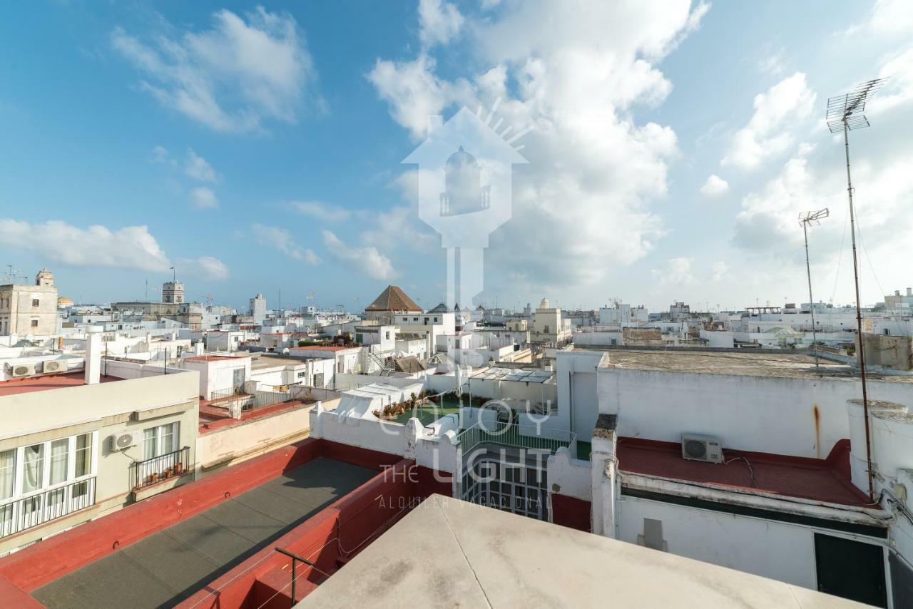 Atico Cervantes "Enjoy" Apartment กาดิซ ภายนอก รูปภาพ